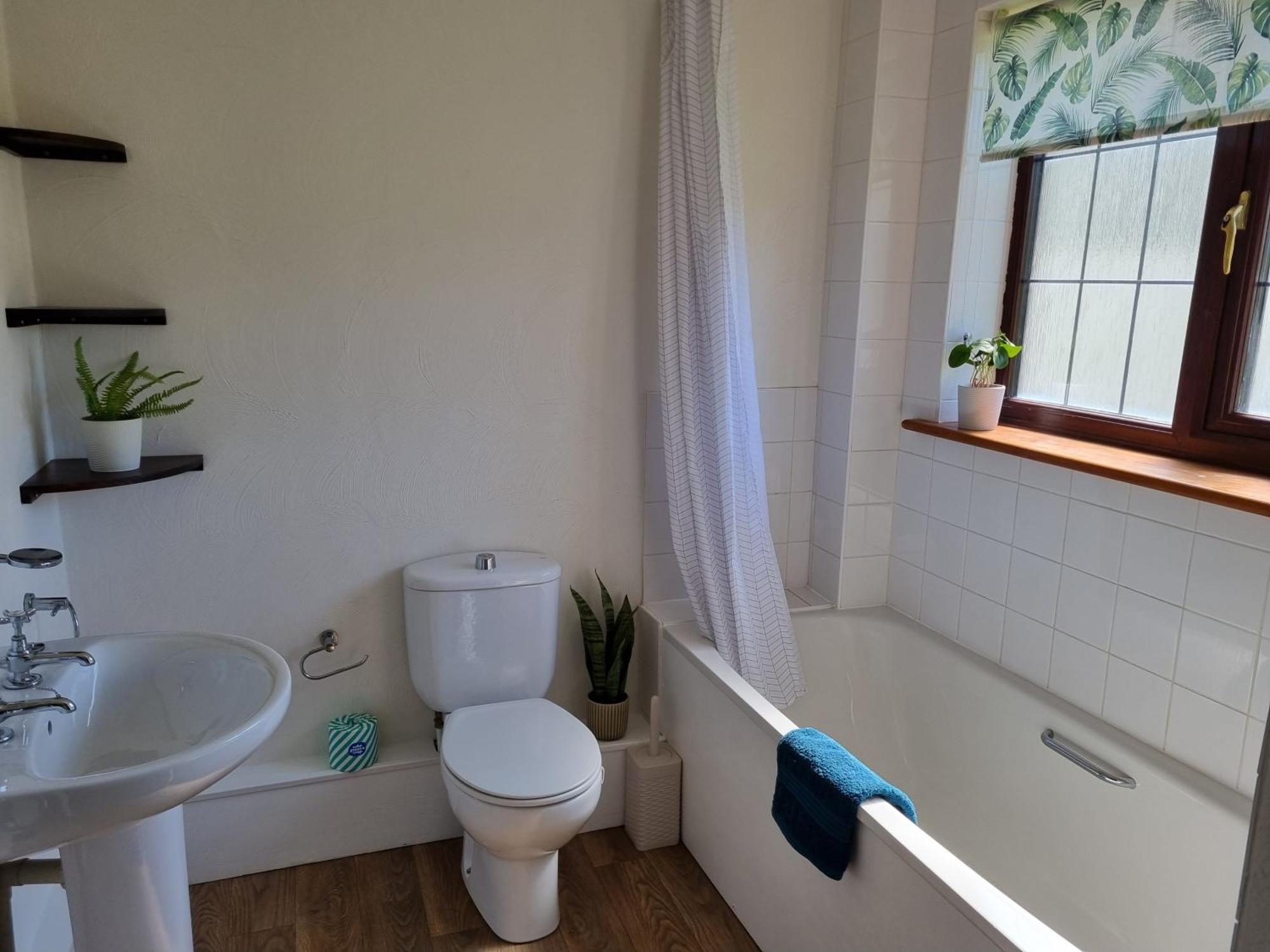 Sandpiper Cottage: Cosy Home Near The Beach วูลาโคมบ์ ภายนอก รูปภาพ